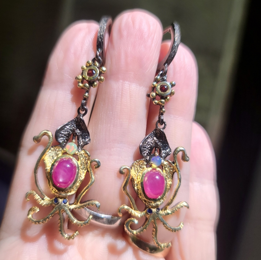 Star Ruby Opal garnet sterling rhodium & gold dramatic octopus 🐙 earrings - Picture 3 of 8
